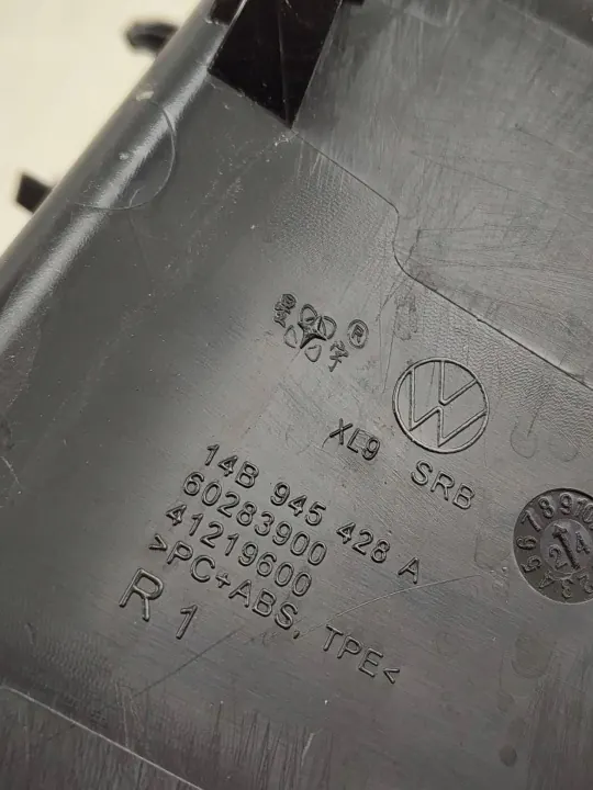 Cadre phare arrière droit OEM 14B945428A Volkswagen ID.7 image 3