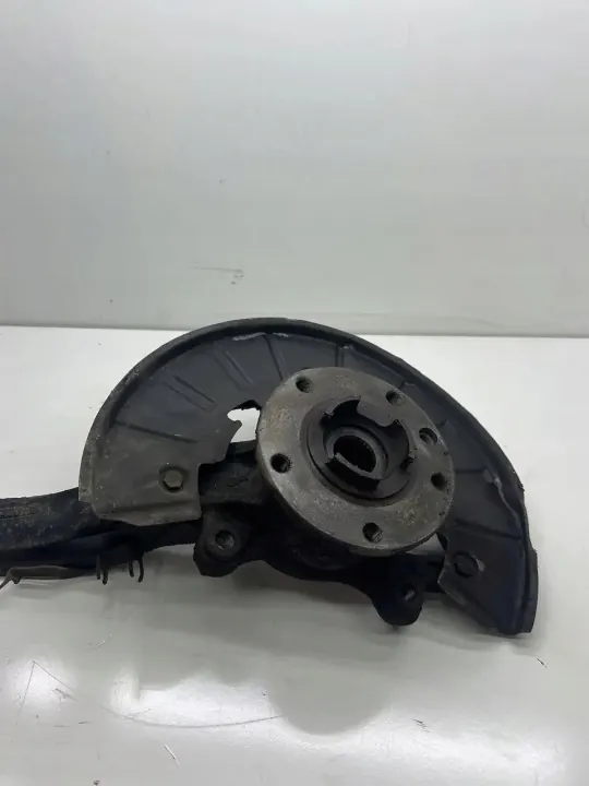 Porsche Cayenne 2005 Cubo Roda Dianteira Esq OEM 7L0407257A image 2