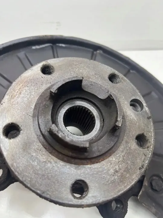 Porsche Cayenne 2005 Cubo Roda Dianteira Esq OEM 7L0407257A image 3