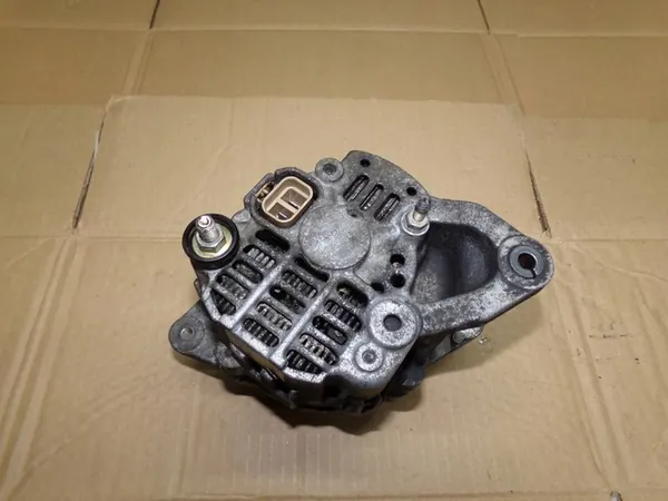 Alternador 75A Mitsubishi Galant VII 2.0 16V MD198164 image 2