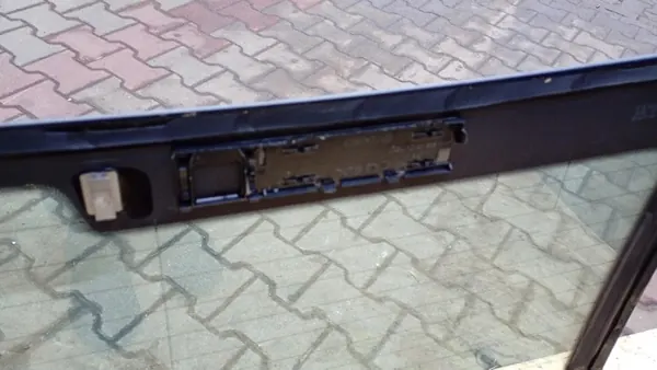 Luna trasera usada OEM VOLVOMAR-135387 VW Passat B6 image 3