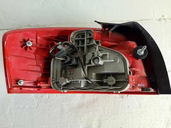 AUDI A3 8P LIFT Luz Trasera Derecha 8P3945096A image 8