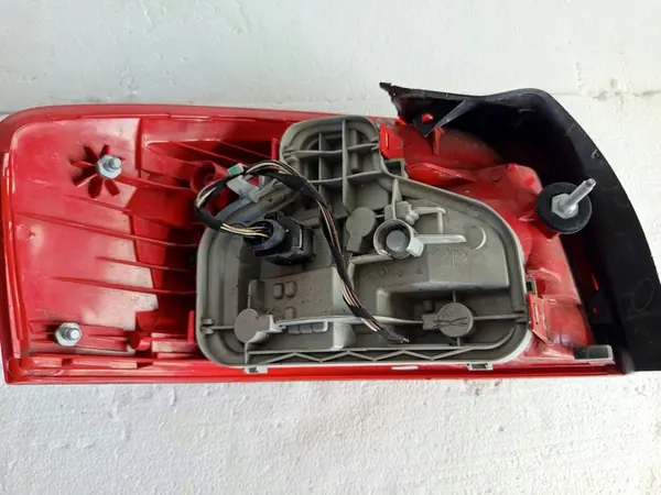 AUDI A3 8P LIFT Luz Trasera Derecha 8P3945096A image 9