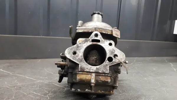 Réservoir carburant OEM 237698 pour Volvo 240 244 GL image 3