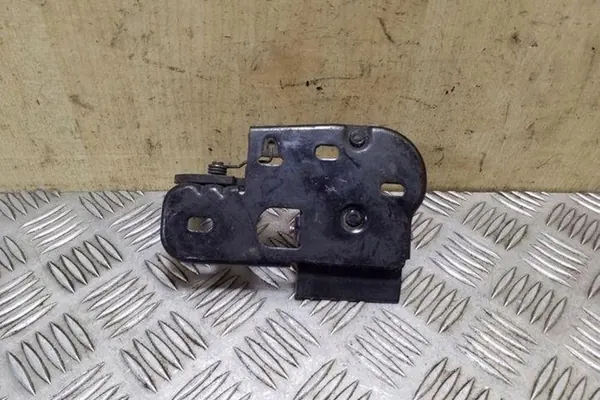 Säkerhetsfäste VW TOURAN 1T0823480A image 5