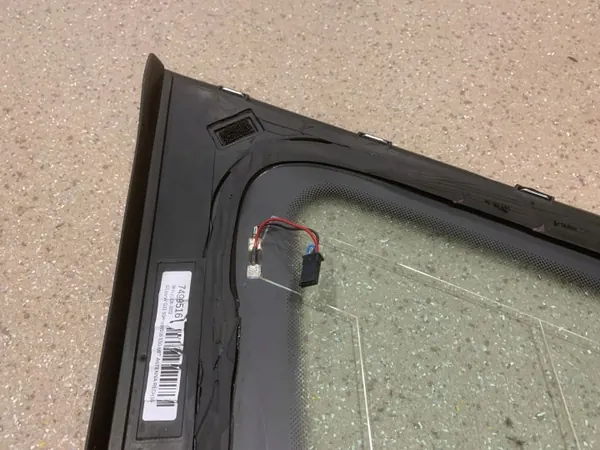 BMW G21 G81 bak höger karossglas OEM 7499516 image 8