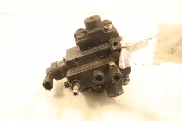 Pompe à injection Opel OEM 0445010128 image 4