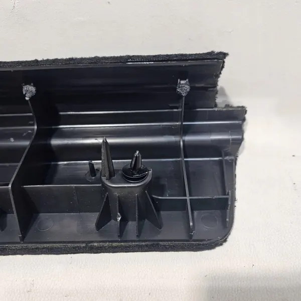 Tesla Model S Plaid bagageutrymmesmatta OEM 1606537-00-C image 8