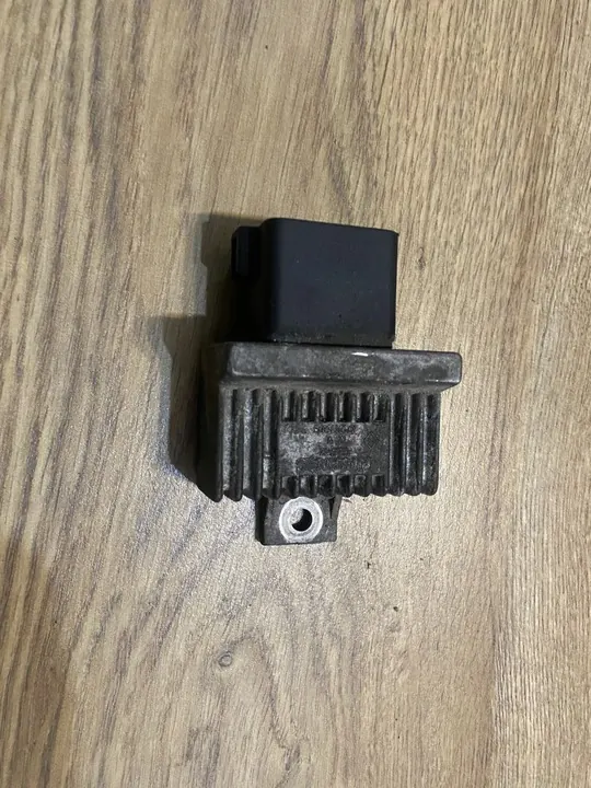 Sytytyspistokkeen rele RENAULT Trafic Opel Movano 1.9 dCi 7700115078 image 3