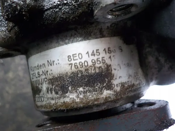 Audi A4 B7 3.0 TDI stuurbekrachtigingspomp 8E0145156S image 3