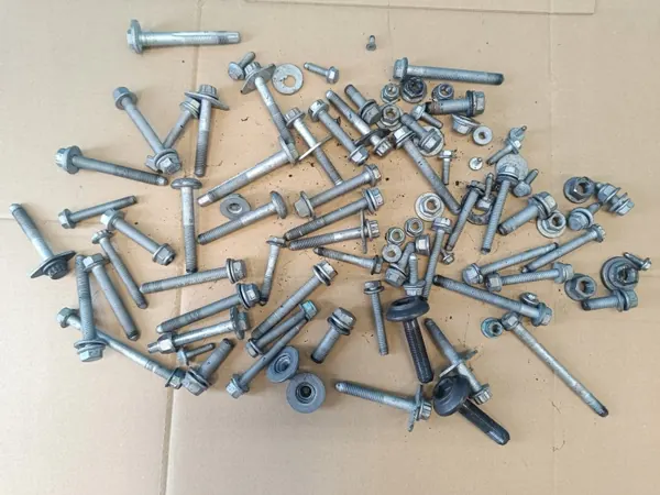 Parafusos suspensão OEM 6,65KG para Audi A4 B9 Avant image 2