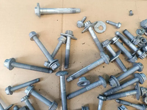 Parafusos suspensão OEM 6,65KG para Audi A4 B9 Avant image 4