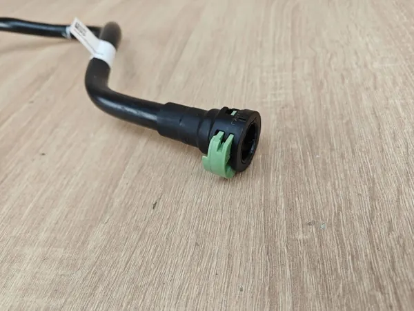 Öljynjäähdyttimen tuloputki OEM 9847127 BMW 530i image 4