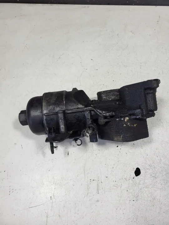 Boîtier Filtre Refroidisseur Huile Citroen C4 Picasso II image 4