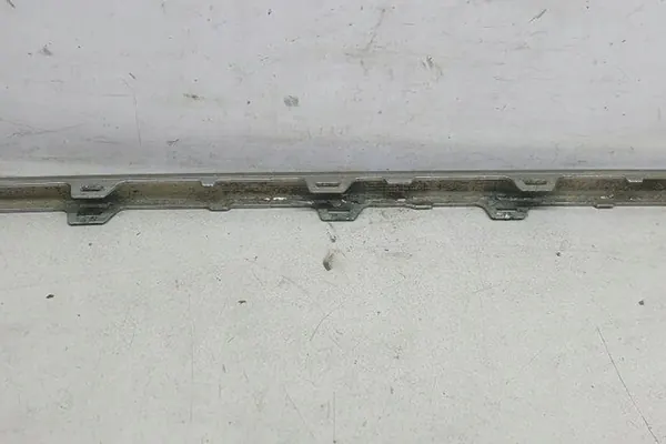 Vasen takapuskurin lista VW PASSAT B7 ALLTRACK 1.9L image 2