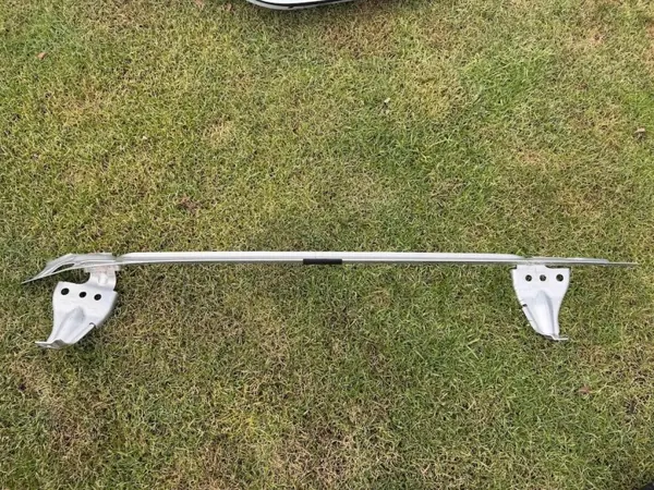 Refuerzo delantero Tesla Model Y OEM 1506688-00-A image 2