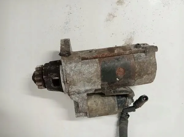 Motor de arranque Nissan X-Trail 2003 2.2L 233008H801 image 2