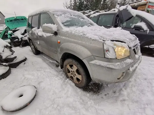 Motor de arranque Nissan X-Trail 2003 2.2L 233008H801 image 4