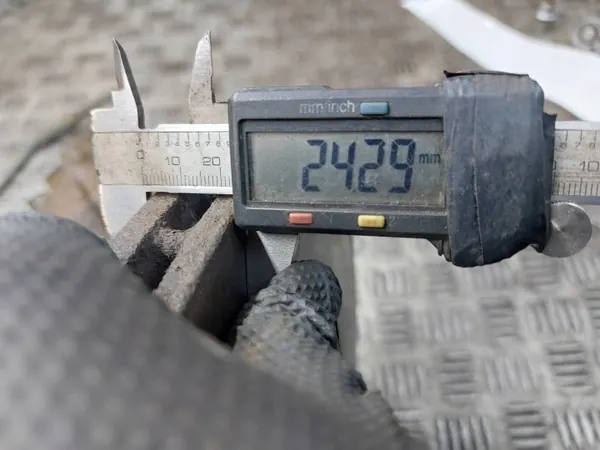 Voorrem Set OEM TARCZE HAMULCOWE PRZÓD + KLOCKI + ZACISKI image 6