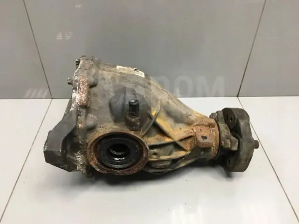 Mercedes C W204 Bakaxel Differential A2073500914 2010 image 2