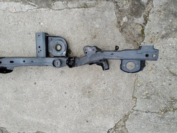 OEM vasen takakehyspalkki Jeep Wrangler JL 4xe:lle image 4