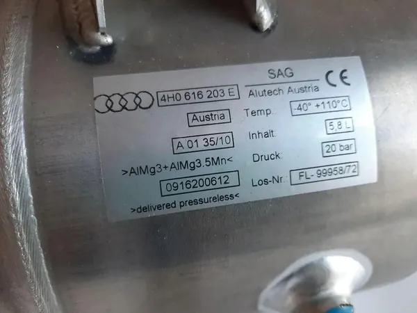 Réservoir de Suspension Pneumatique Audi A8 S8 D4 - 4H0616203E image 2