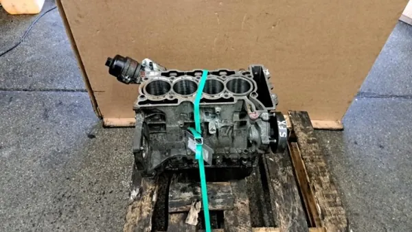 Bloco motor OEM 4HW para Lancia Peugeot Citroen 2.2 JTD image 2