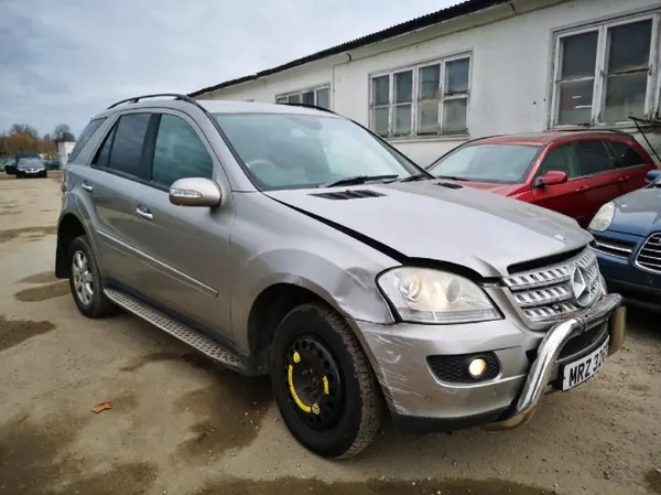 Uitlaatspruitstuk OEM EIS-2429040 Mercedes ML 2006 image 4