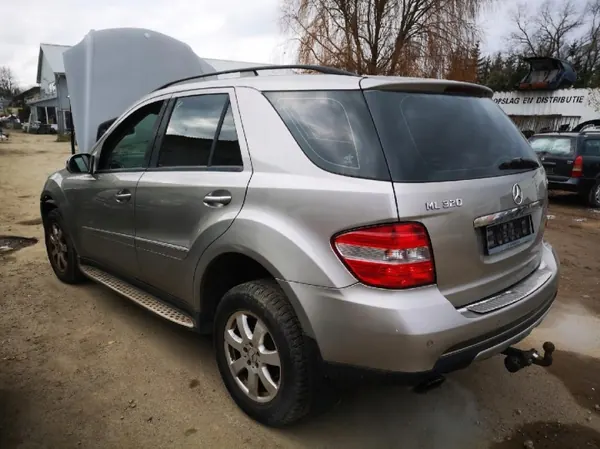 Uitlaatspruitstuk OEM EIS-2429040 Mercedes ML 2006 image 8