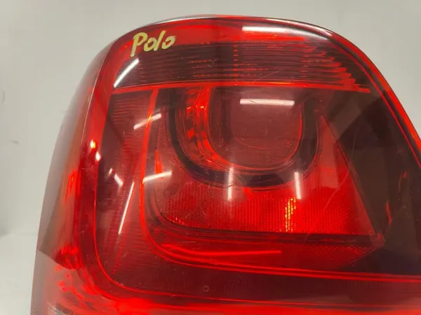Luz trasera izquierda Volkswagen Polo V 09-17 OEM 6R0945095A image 4