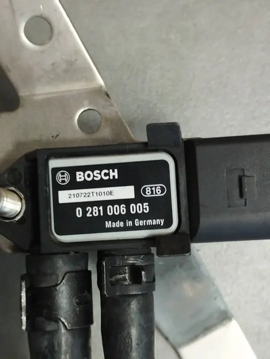 Audi Q7 4L Abgassensorrohr 7L6131552T image 3