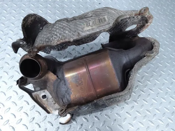 Catalyseur/DPF d'occasion OEM 1706Z4 pour Citroen DS5 image 10