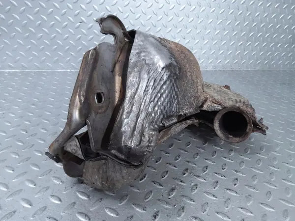 Catalyseur/DPF d'occasion OEM 1706Z4 pour Citroen DS5 image 9
