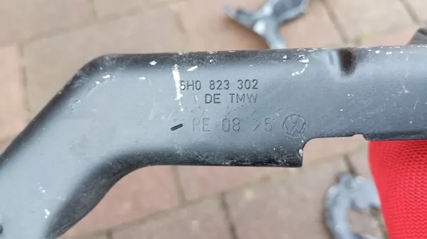 VW GOLF VIII 8 Kannen Sarana Vasen Oikea Setti - 5H0823301 5H0823302 image 2