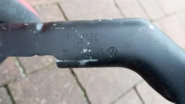 VW GOLF VIII 8 Kannen Sarana Vasen Oikea Setti - 5H0823301 5H0823302 image 3