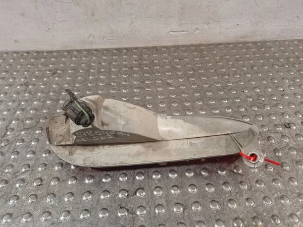 Oikea Takavalo Peruutusvalo 51854694 Fiat Punto Evo 09- image 2