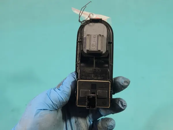 VW Transporter T5 Raam Schakelaar 7H5959539 7E1959565E image 3