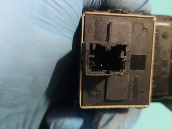 VW Transporter T5 Raam Schakelaar 7H5959539 7E1959565E image 4