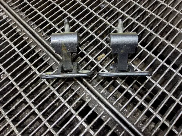 Charnières de coffre Audi A3 8Y OEM SKE58144 image 2