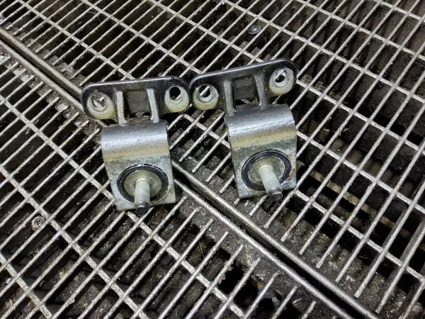 Charnières de coffre Audi A3 8Y OEM SKE58144 image 3