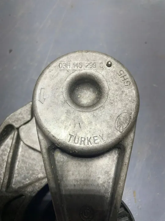 Porsche Cayenne 7P5 3.6 Polia de Tensão OEM 03H145299C image 3