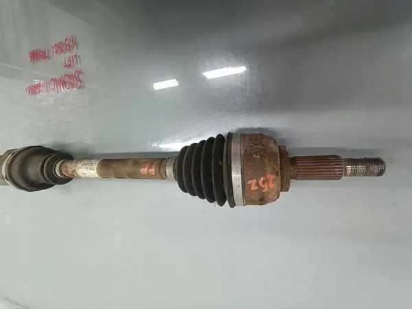 Höger drivaxel Renault Scenic II 1.9 DCI 8200790517 image 3