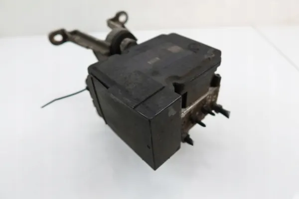 Bomba ABS Mercedes W204 OEM 1729014000-12 Usada image 4