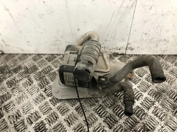 Webasto verwarming Jaguar S-Type 2005 OEM 4R8318K463AF image 2