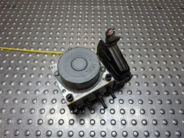 ABS-pomp OEM S25154818 voor Toyota Corolla image 4