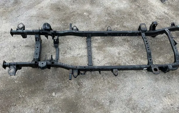 Cadre OEM 68268135AA pour Dodge Ram 1500 4x4 Quad Cab image 4