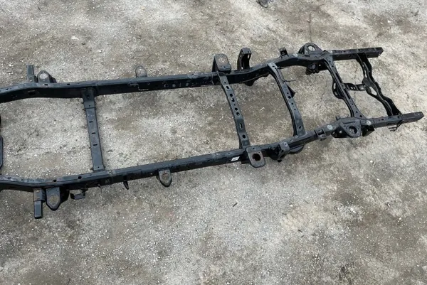Cadre OEM 68268135AA pour Dodge Ram 1500 4x4 Quad Cab image 5