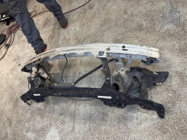 Framstötfjädersförstärkning OEM SKU10386 BMW 7-serien image 7
