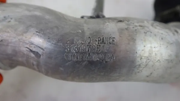 Volvo V40 II Intercooler-rör OEM 31319795, 31293929 image 3