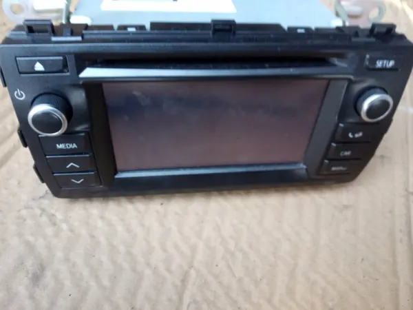Radio tactile Toyota OEM 86140-02030 pour Auris II image 3